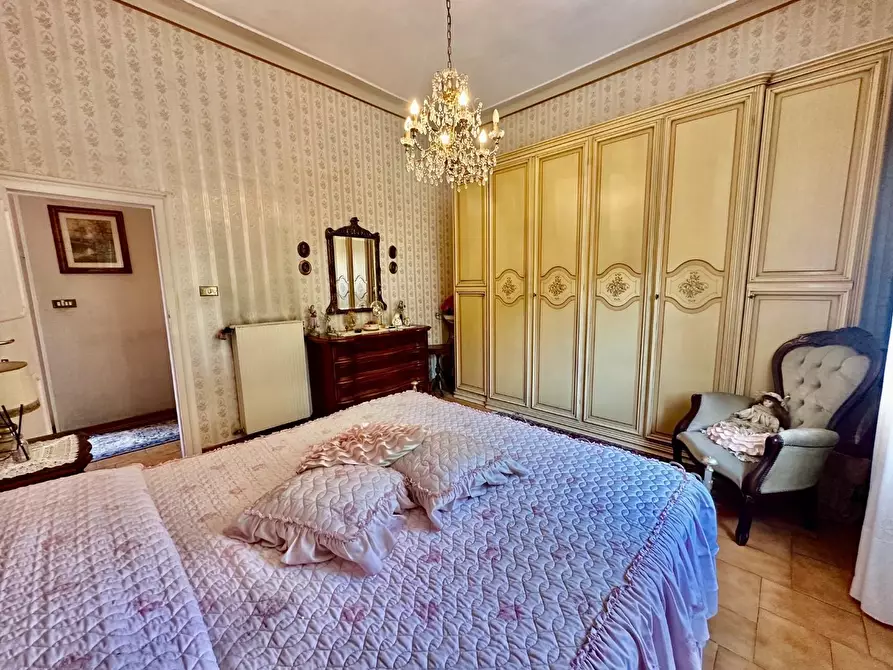 Immagine 15 di Casa semindipendente in vendita  a Carrara