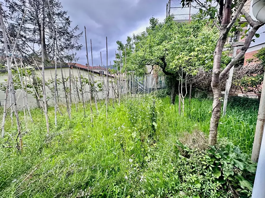 Immagine 38 di Casa semindipendente in vendita  a Carrara