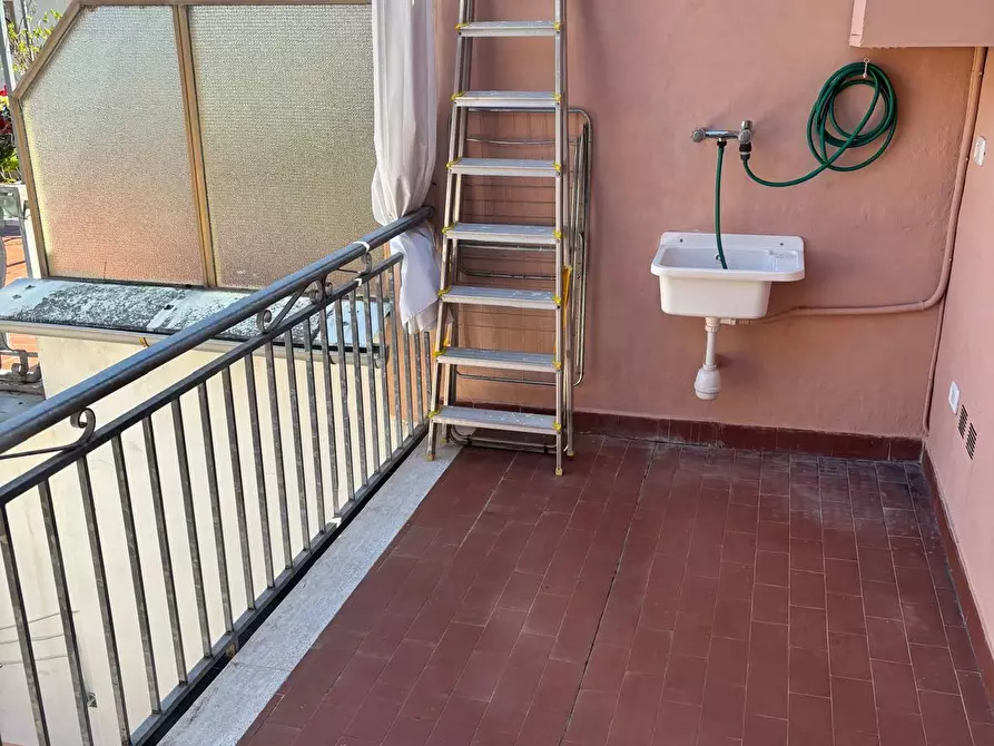 Immagine 15 di Appartamento in vendita  a Viareggio