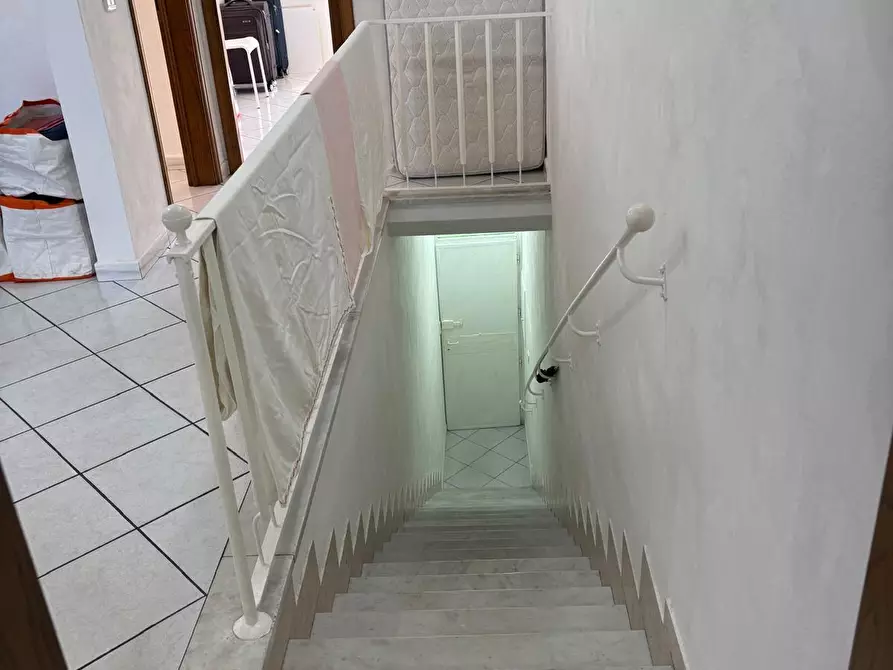 Immagine 1 di Appartamento in vendita  a Viareggio