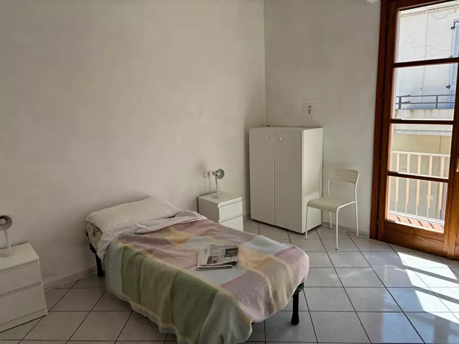 Immagine 6 di Appartamento in vendita  a Viareggio