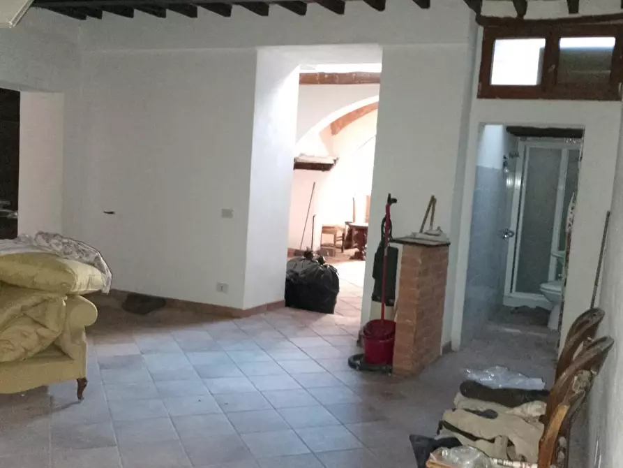 Immagine 19 di Appartamento in vendita  a Siena