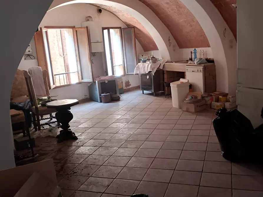 Immagine 6 di Appartamento in vendita  a Siena