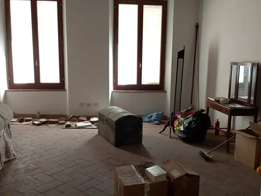 Immagine 14 di Appartamento in vendita  a Siena