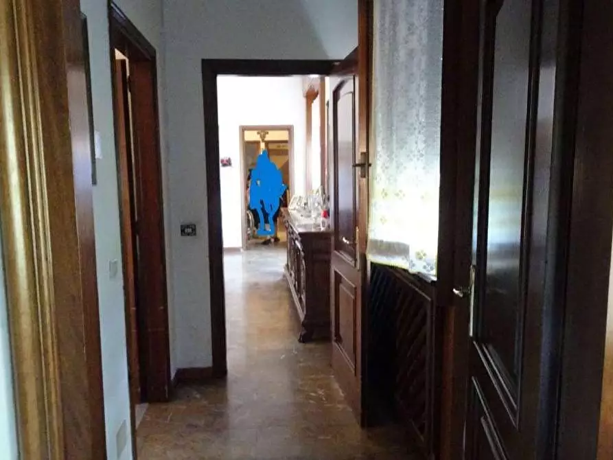 Immagine 11 di Negozio in vendita  a Trezzo Sull'adda