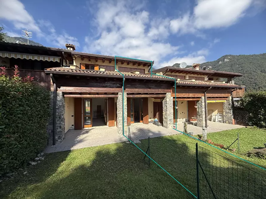 Immagine 2 di Appartamento in vendita  a Sant'omobono Terme