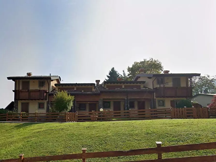 Immagine 3 di Appartamento in vendita  a Sant'omobono Terme