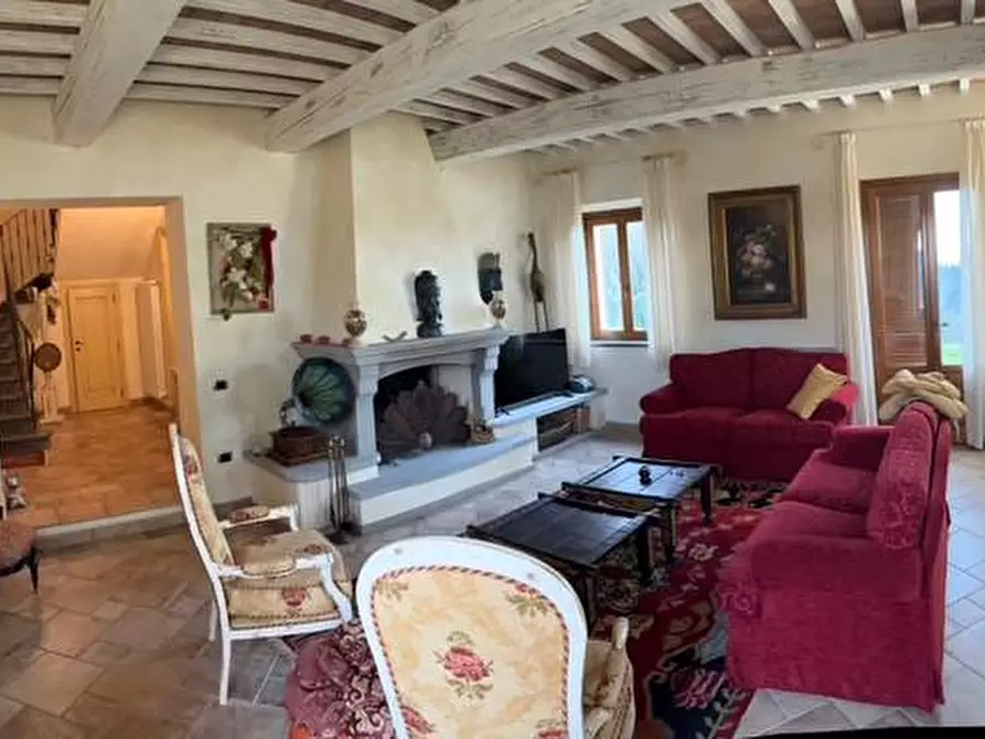 Immagine 4 di Casa colonica in vendita  a Palaia