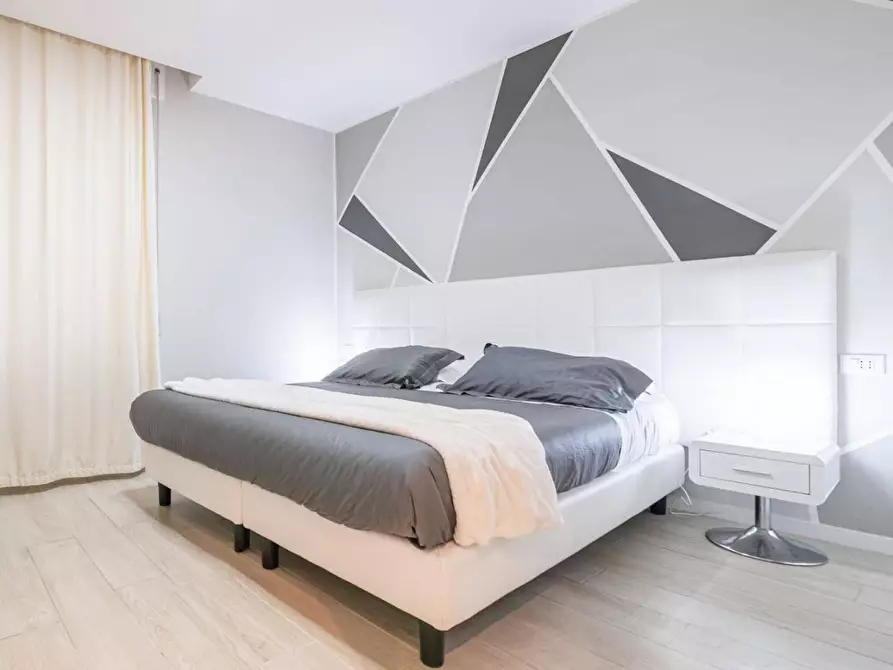 Immagine 14 di Appartamento in vendita  a Pisa