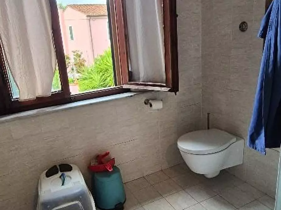Immagine 15 di Appartamento in vendita  a Cascina