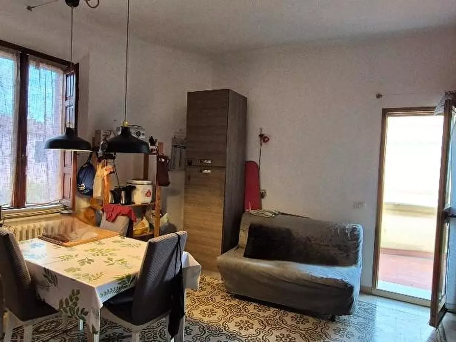 Immagine 8 di Appartamento in vendita  a Cascina