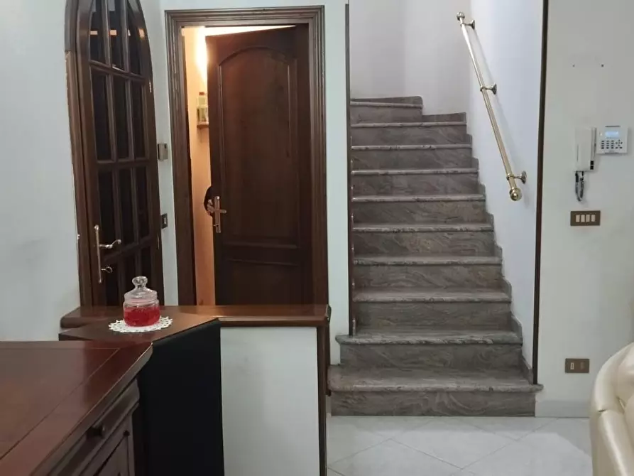 Immagine 13 di Villa in vendita  a Cascina