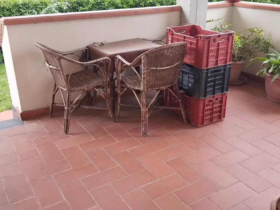 Immagine 16 di Villa in vendita  a Cascina