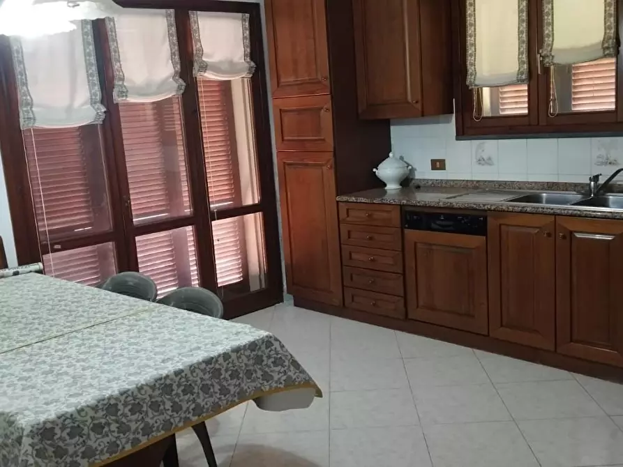 Immagine 8 di Villa in vendita  a Cascina