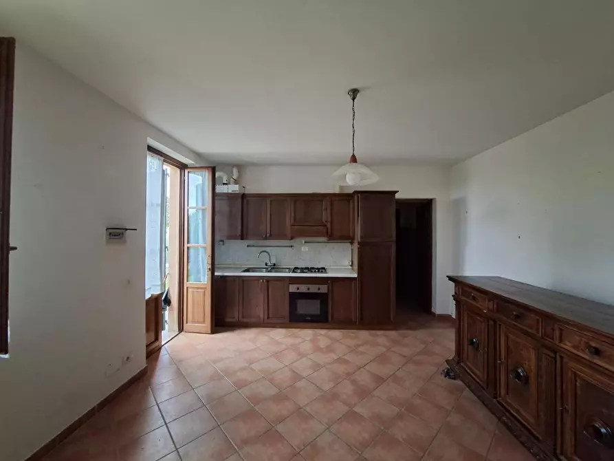 Immagine 2 di Appartamento in vendita  a Sovicille