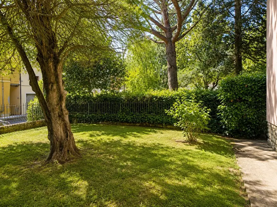 Immagine 34 di Villa in vendita  a Capannoli