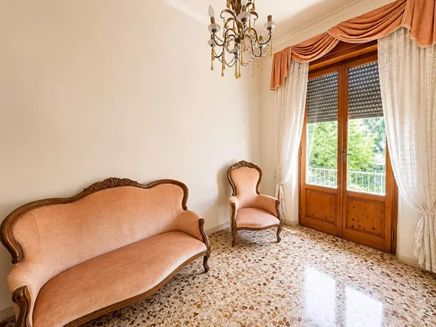 Immagine 3 di Villa in vendita  a Capannoli