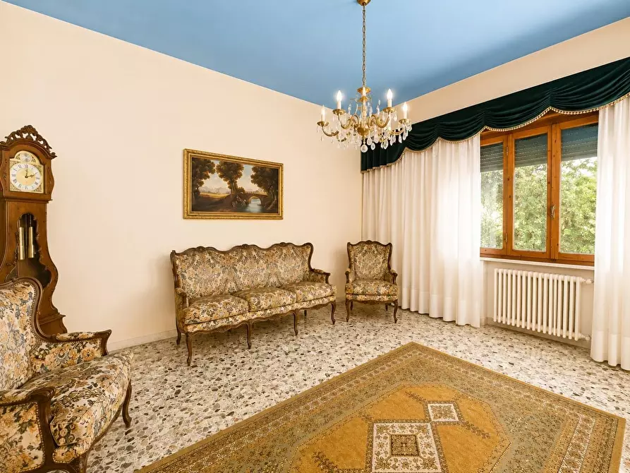 Immagine 2 di Villa in vendita  a Capannoli