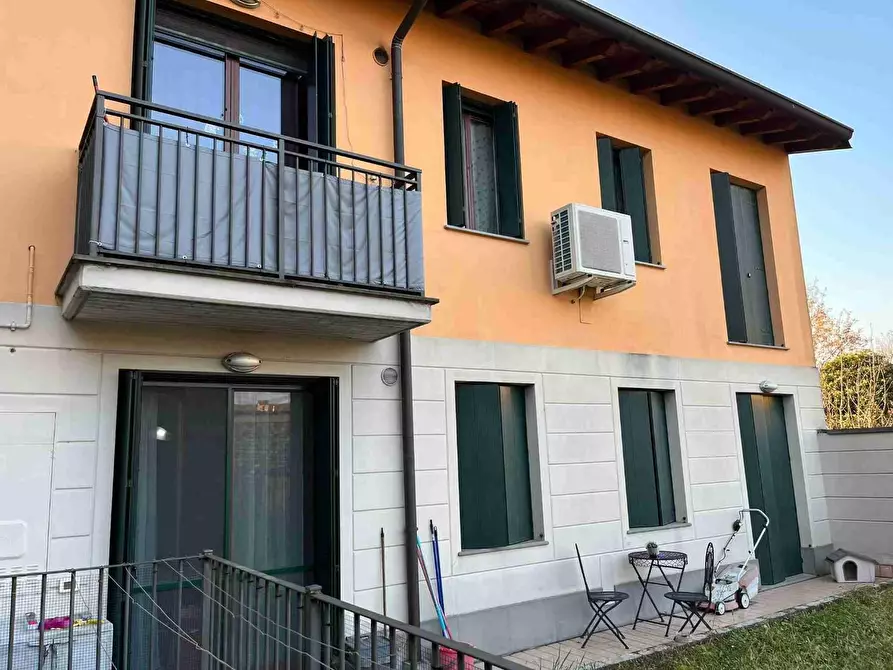 Immagine 2 di Appartamento in vendita  a Calcio