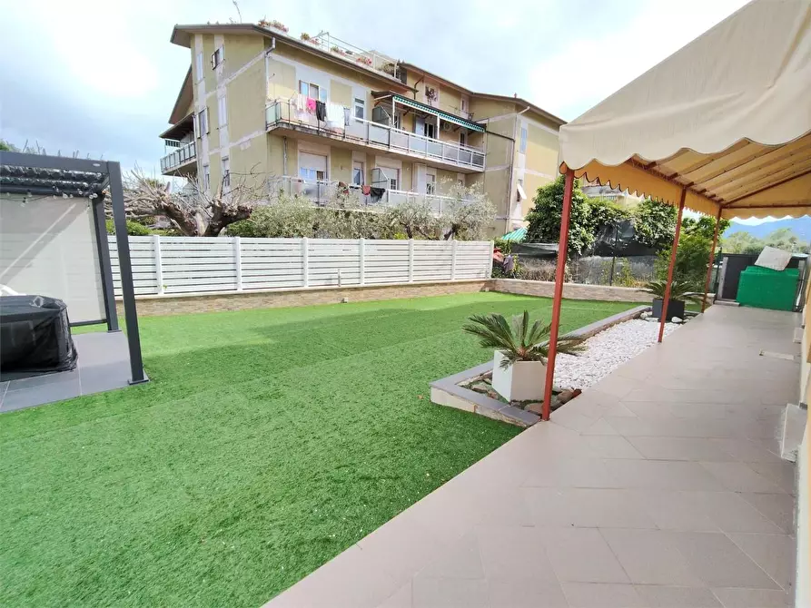 Immagine 32 di Appartamento in vendita  a Castelnuovo Magra