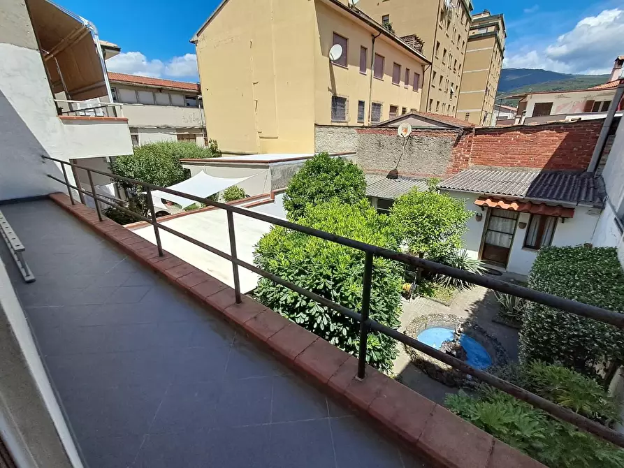 Immagine 56 di Terratetto in vendita  a Cascina