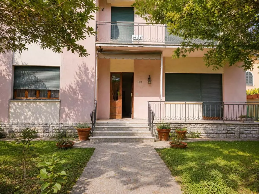 Immagine 38 di Villa in vendita  a Capannoli