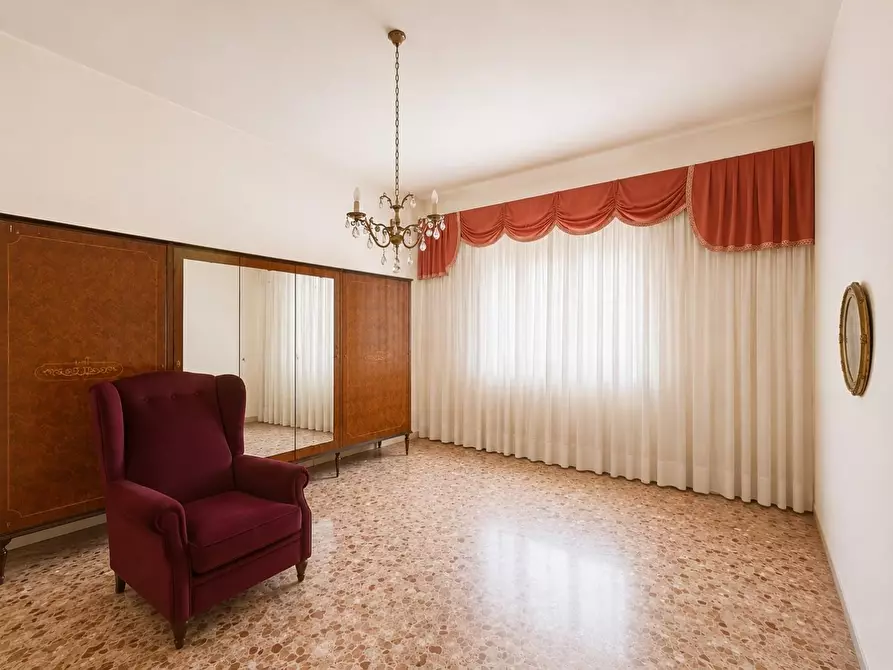 Immagine 17 di Villa in vendita  a Capannoli