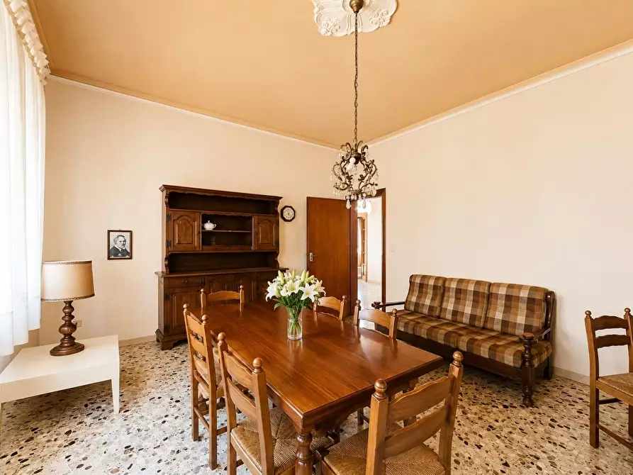 Immagine 5 di Villa in vendita  a Capannoli