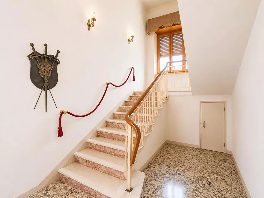 Immagine 15 di Villa in vendita  a Capannoli