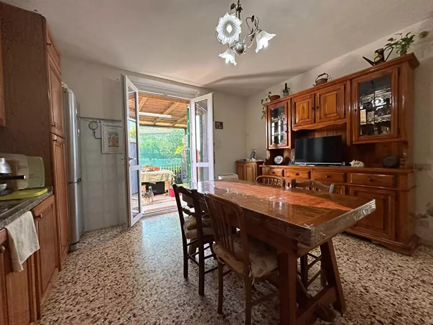 Immagine 8 di Casa semindipendente in vendita  a Cascina
