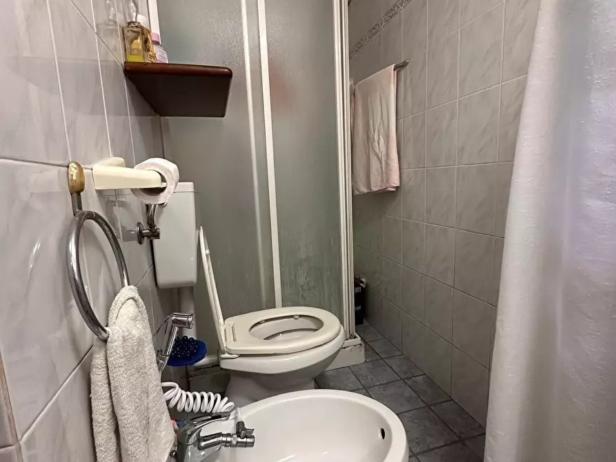 Immagine 16 di Casa semindipendente in vendita  a Cascina