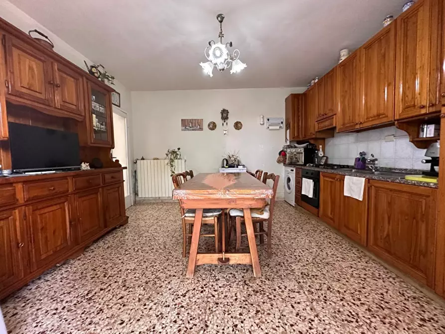 Immagine 14 di Casa semindipendente in vendita  a Cascina
