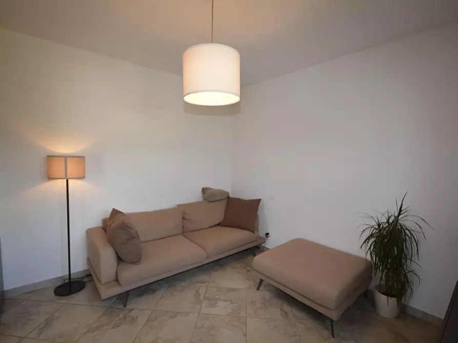 Immagine 10 di Appartamento in vendita  a Massa