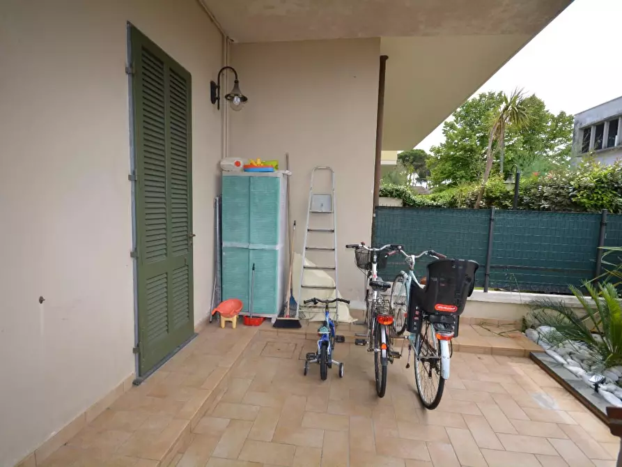 Immagine 28 di Appartamento in vendita  a Massa