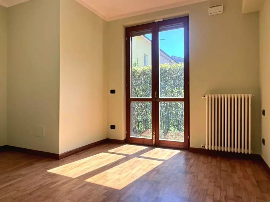 Immagine 21 di Appartamento in vendita  a Lucca