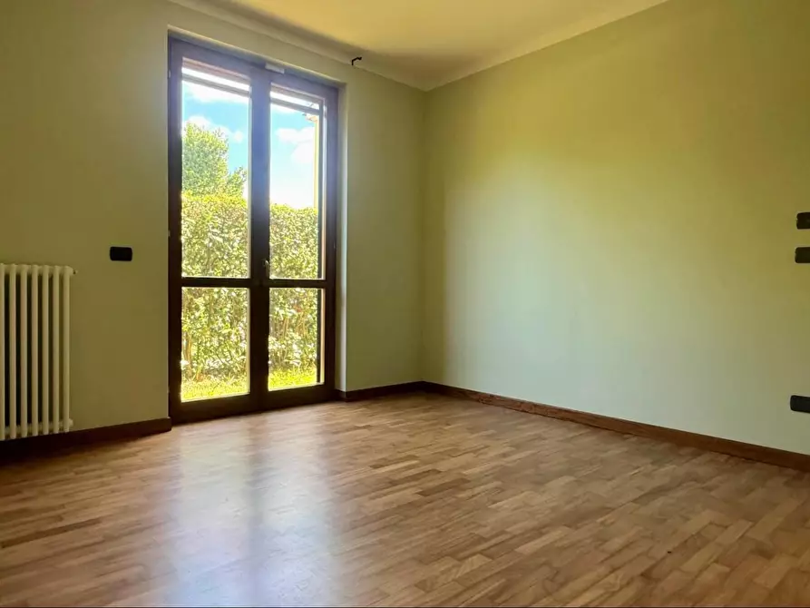 Immagine 17 di Appartamento in vendita  a Lucca