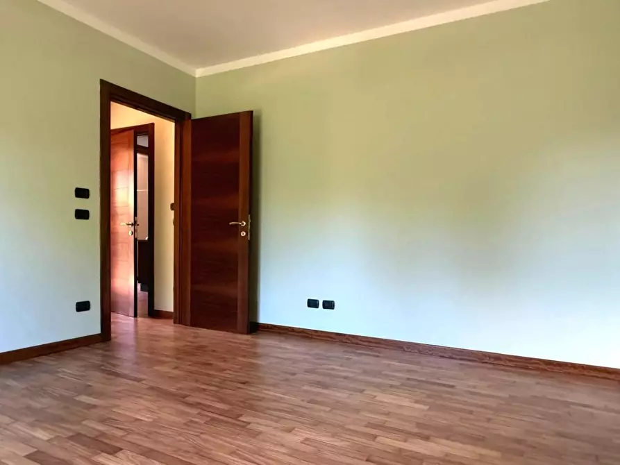 Immagine 28 di Appartamento in vendita  a Lucca