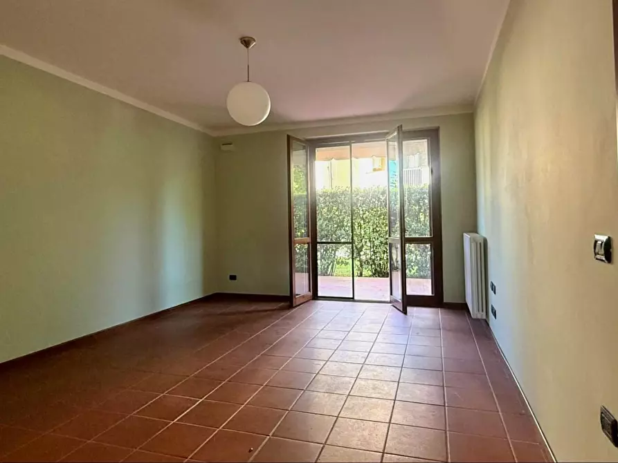 Immagine 8 di Appartamento in vendita  a Lucca