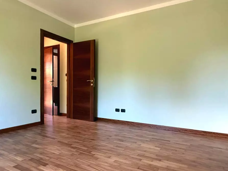 Immagine 24 di Appartamento in vendita  a Lucca