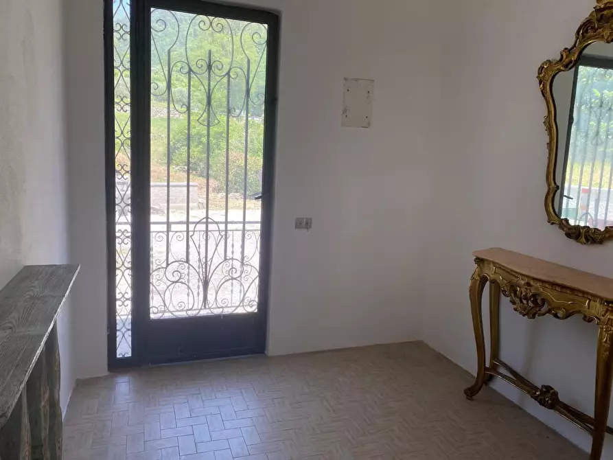 Immagine 7 di Appartamento in vendita  a Pescaglia
