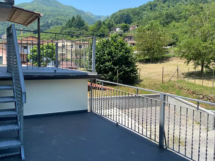 Immagine 15 di Appartamento in vendita  a Pescaglia