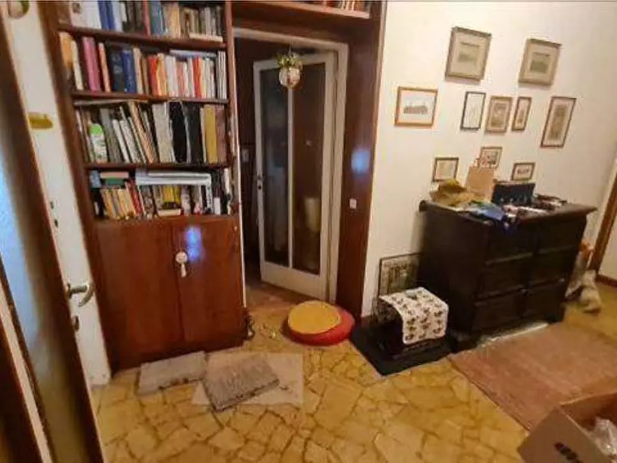 Immagine 9 di Appartamento in vendita  a Milano