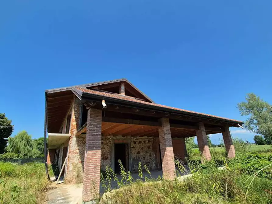 Immagine 4 di Casa indipendente in vendita  a Rivarolo Canavese