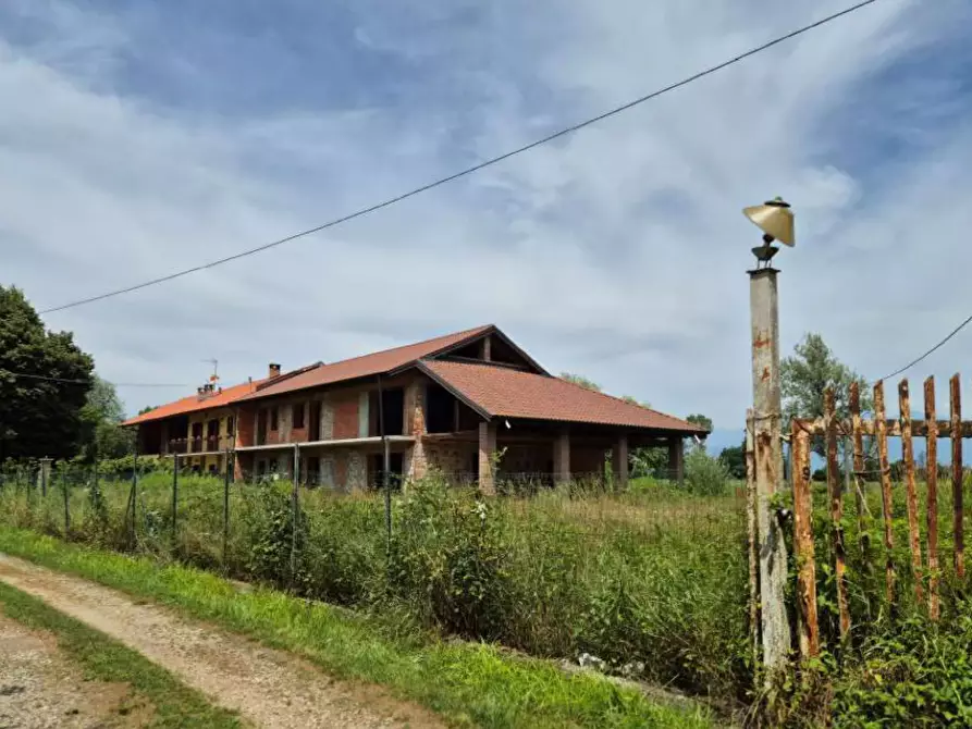 Immagine 6 di Casa indipendente in vendita  a Rivarolo Canavese