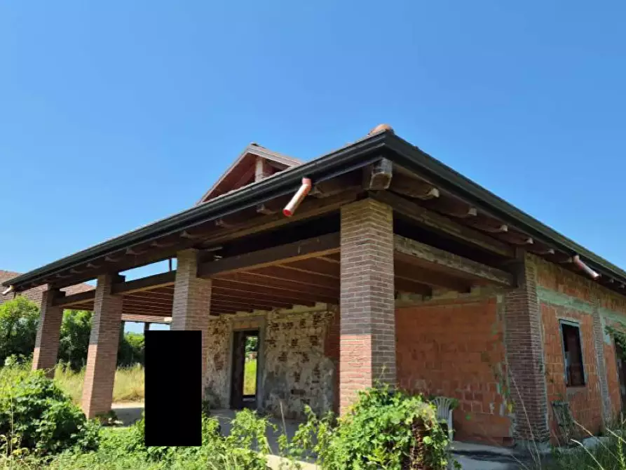 Immagine 1 di Casa indipendente in vendita  a Rivarolo Canavese
