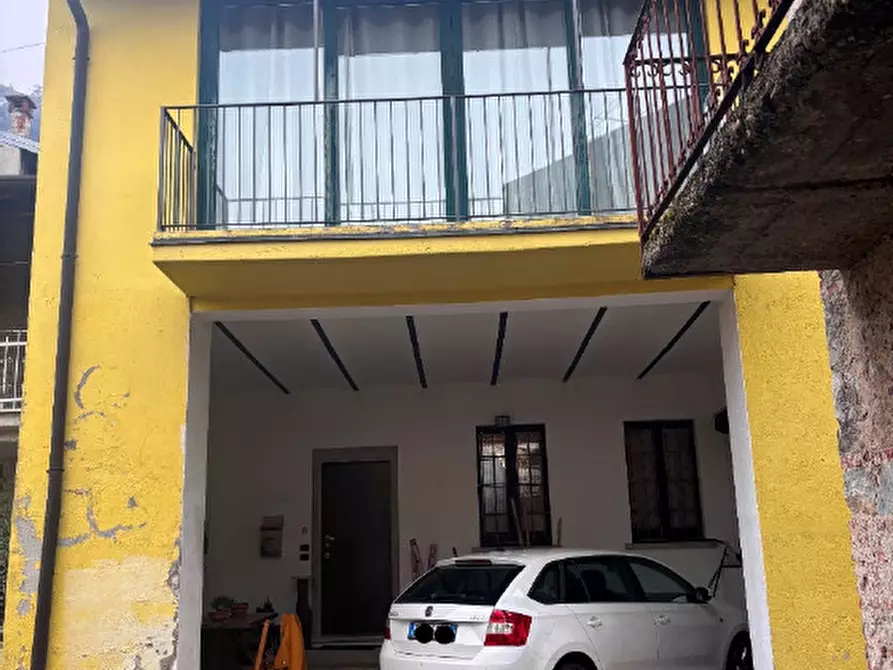 Immagine 4 di Appartamento in vendita  a Sangiano