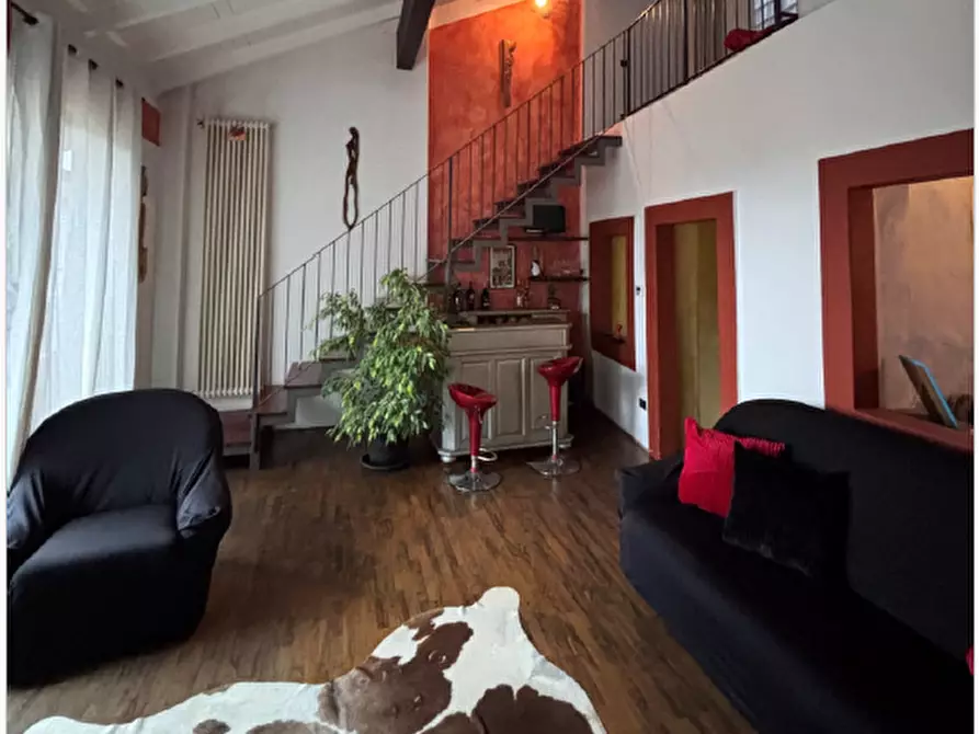 Immagine 3 di Appartamento in vendita  a Sangiano