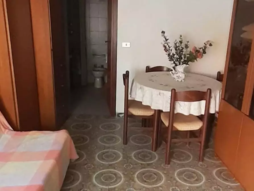 Immagine 16 di Appartamento in vendita  a Carrara