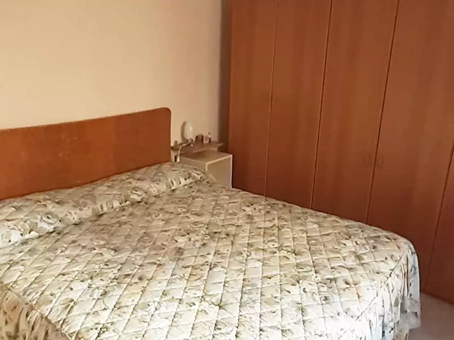 Immagine 3 di Appartamento in vendita  a Carrara