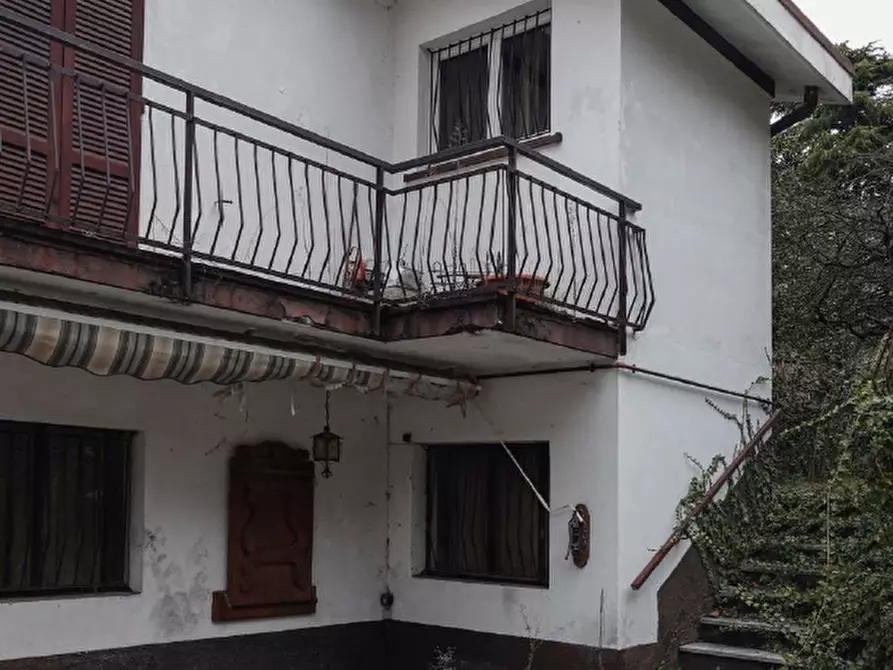 Immagine 2 di Appartamento in vendita  a Caronno Varesino